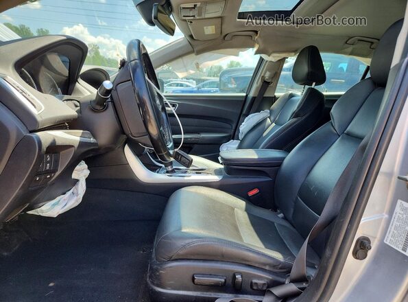 19UUB1F33KA008269 2019 ACURA TLX Silver Вид салону спереду