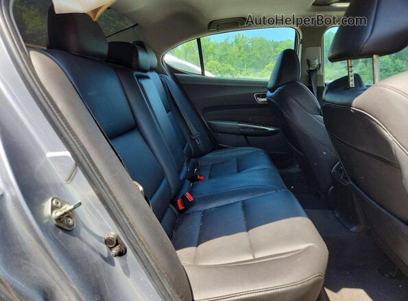 19UUB1F33KA008269 2019 ACURA TLX Silver Вид задніх сидінь