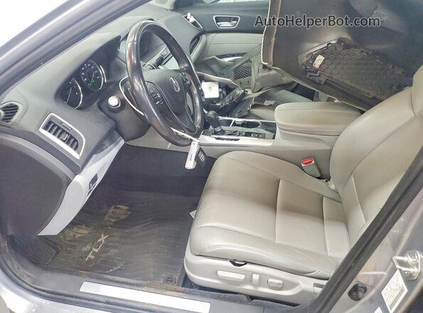 19UUB1F38JA008461 2018 ACURA TLX Серебряный Вид салона спереди