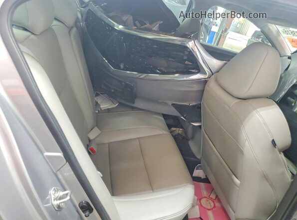 19UUB1F38JA008461 2018 ACURA TLX Серебряный Вид задних сидений