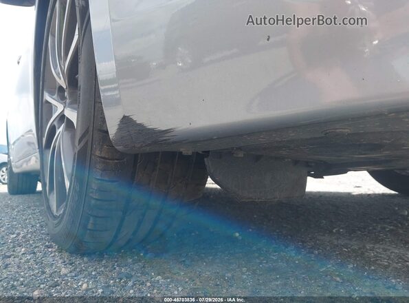 19UUB2F5XHA001268 2017 ACURA TLX Silver Widok z przodu
