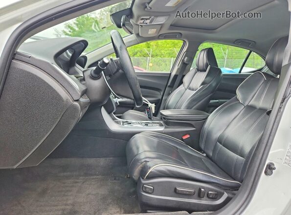 19UUB3F52JA003026 2018 ACURA TLX White წინა სალონის ხედი