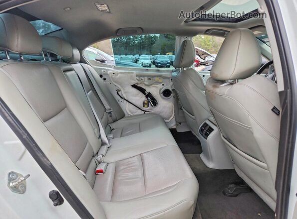 19UUB3F55HA000695 2017 ACURA TLX White Հետևի նստատեղերի տեսք
