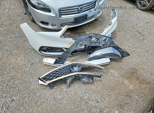 19UUB3F87LA801499 2020 ACURA TLX White Vista del compartimento del motor