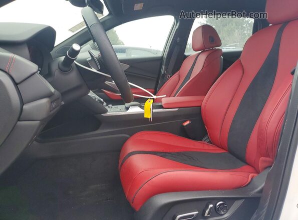 19UUB6F58SA005379 2025 ACURA TLX White Widok wnętrza z przodu