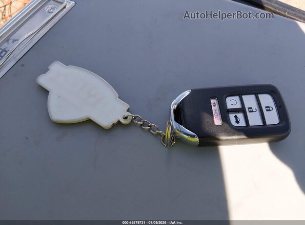 19XFC1F34GE003977 2016 HONDA CIVIC White Widok deski rozdzielczej