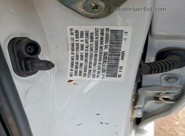 19XFC1F73KE002962 2019 HONDA CIVIC White Вид підкапотного простору