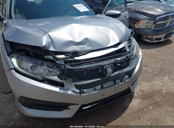 19XFC2F51GE034675 2016 HONDA CIVIC Silver Widok z przodu