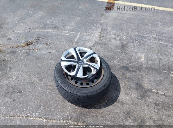 19XFC2F56HE056530 2017 HONDA CIVIC Silver Սարքավորումների վահանակի տեսք