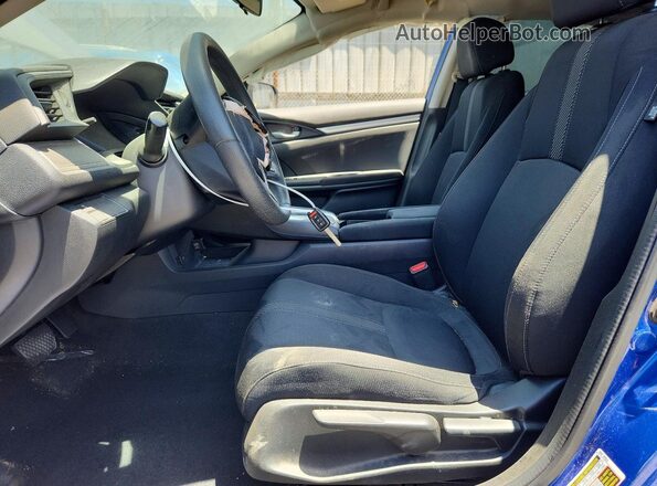 19XFC2F56HE217913 2017 HONDA CIVIC Blue Вид салону спереду