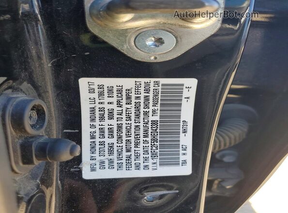 19XFC2F58HE043388 2017 HONDA CIVIC Black Widok komory silnika