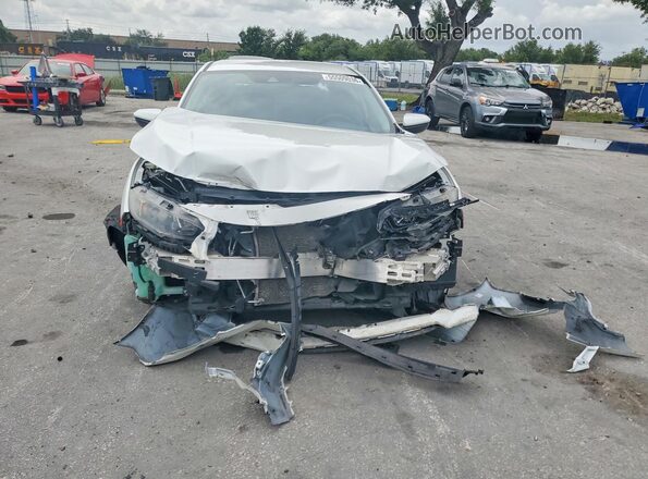 19XFC2F61KE027680 2019 HONDA CIVIC White Դիմացի տեսք