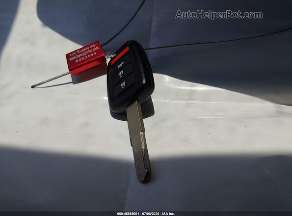 19XFC2F64KE030556 2019 HONDA CIVIC White Widok deski rozdzielczej