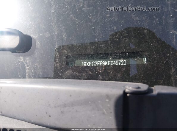 19XFC2F69KE049720 2019 HONDA CIVIC Blue Вид підкапотного простору