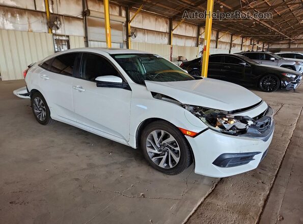 19XFC2F70JE206686 2018 HONDA CIVIC Белый Передняя правая четверть