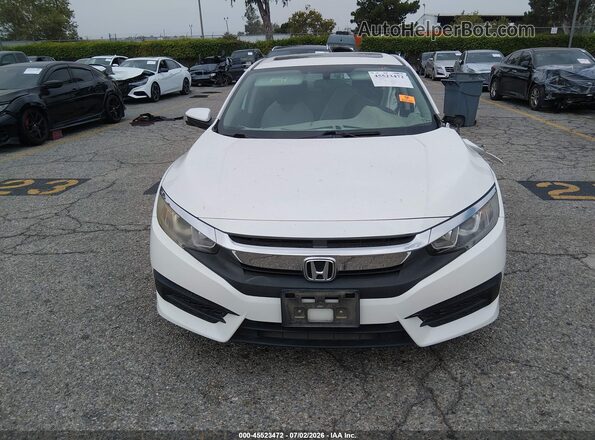 19XFC2F71HE210336 2017 HONDA CIVIC Белый Вид задней части салона