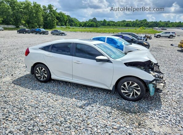 19XFC2F72JE010961 2018 HONDA CIVIC Белый Передняя правая четверть