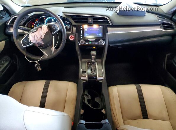 19XFC2F73HE051982 2017 HONDA CIVIC Белый Вид панели приборов
