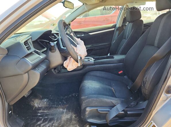 19XFC2F73JE003386 2018 HONDA CIVIC Серебряный Вид салона спереди