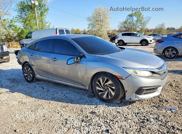 19XFC2F73JE011374 2018 HONDA CIVIC Silver Delantero derecho