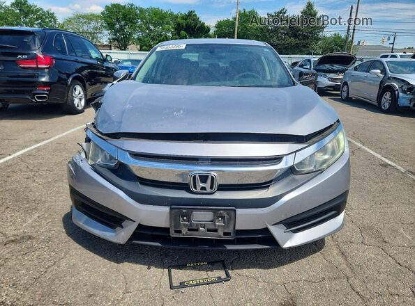 19XFC2F74GE052895 2016 HONDA CIVIC Серебряный Вид спереди