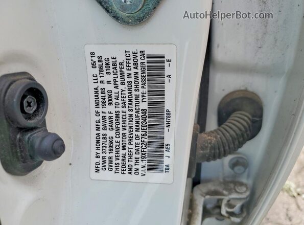 19XFC2F76JE034048 2018 HONDA CIVIC White Vista del compartimento del motor
