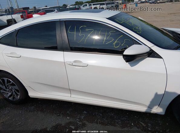 19XFC2F7XJE206629 2018 HONDA CIVIC White Vista interior de 360 grados