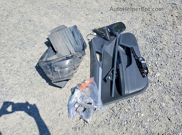 19XFC2F80JE000633 2018 HONDA CIVIC Black Widok komory silnika