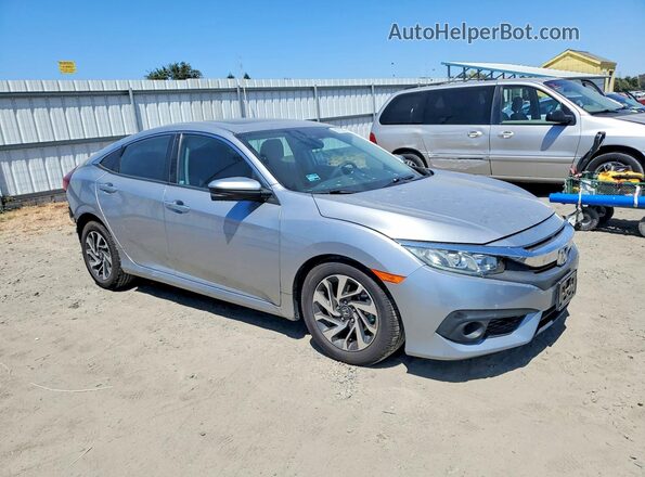 19XFC2F84JE202522 2018 HONDA CIVIC Серебряный Передняя правая четверть