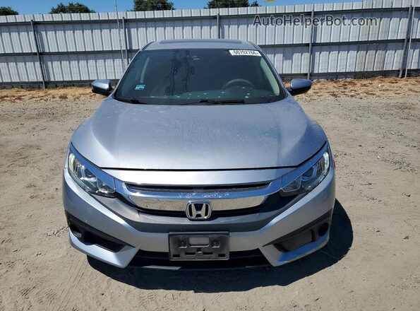 19XFC2F84JE202522 2018 HONDA CIVIC Серебряный Вид спереди