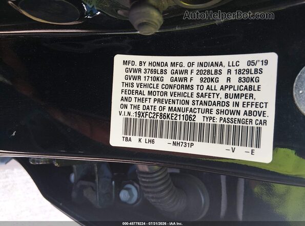 19XFC2F86KE211062 2019 HONDA CIVIC Black Engine compartment view