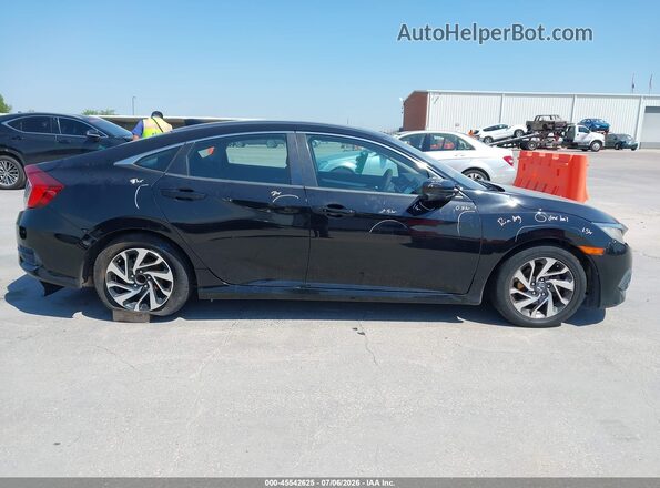19XFC2F8XHE052863 2017 HONDA CIVIC Black Вид задньої частини салону