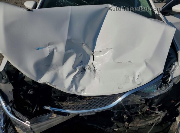 1C3CCCAB0GN107265 2016 CHRYSLER 200 White Vista interior trasera