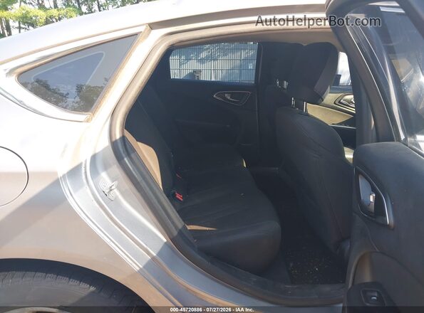 1C3CCCAB0GN131761 2016 CHRYSLER 200 Silver Widok naklejki z numerem VIN