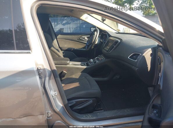 1C3CCCAB0GN131761 2016 CHRYSLER 200 Silver Widok wnętrza z przodu