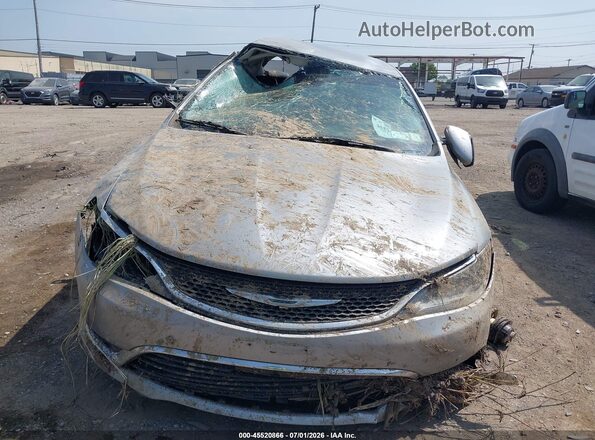 1C3CCCAB1HN503142 2017 CHRYSLER 200 Silver Вид задньої частини салону
