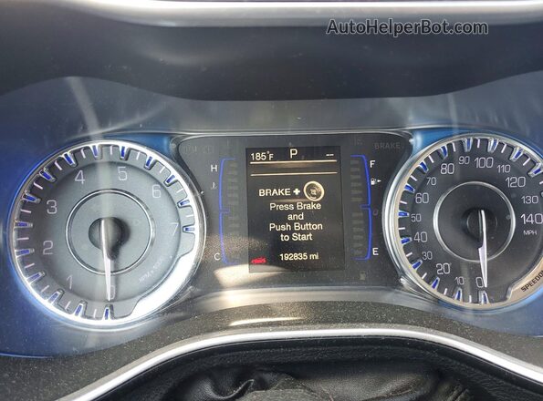 1C3CCCAB2GN144771 2016 CHRYSLER 200 Черный Вид щитка приборов