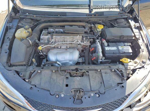 1C3CCCAB2GN144771 2016 CHRYSLER 200 Черный Вид задней части салона