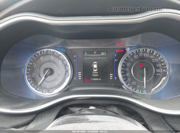 1C3CCCAB2HN503098 2017 CHRYSLER 200 Черный Вид задних сидений