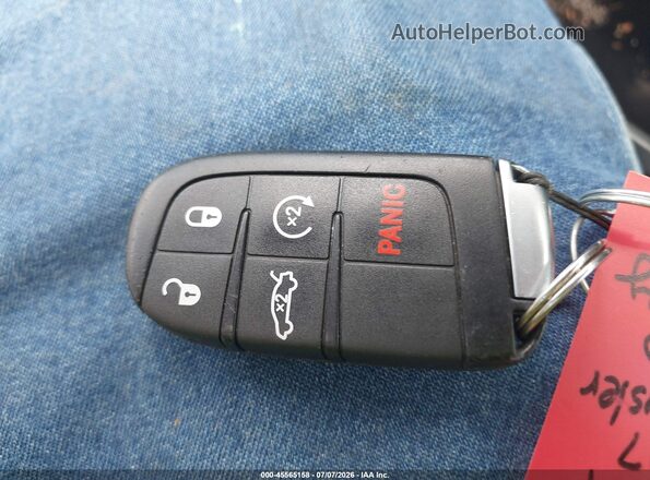 1C3CCCAB2HN511766 2017 CHRYSLER 200 Серый Вид панели приборов