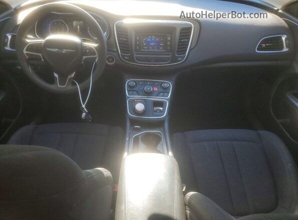 1C3CCCAB2HN512318 2017 CHRYSLER 200 White Widok deski rozdzielczej
