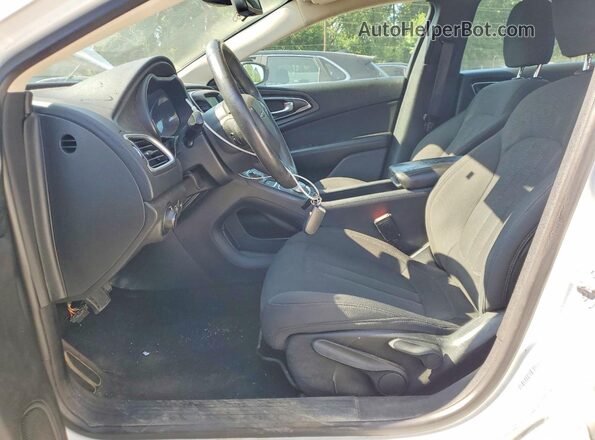 1C3CCCAB3GN101394 2016 CHRYSLER 200 Белый Вид салона спереди