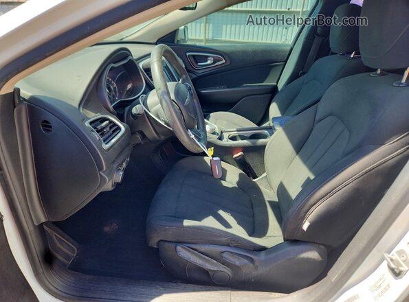 1C3CCCAB3GN159151 2016 CHRYSLER 200 White Вид салону спереду