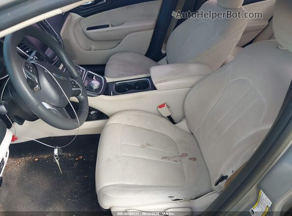 1C3CCCAB3GN169727 2016 CHRYSLER 200 Серебряный Вид щитка приборов