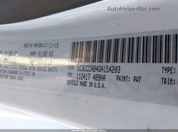 1C3CCCAB4GN154203 2016 CHRYSLER 200 White Widok komory silnika