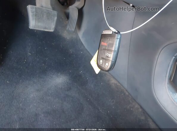 1C3CCCAB4GN154203 2016 CHRYSLER 200 White Widok deski rozdzielczej