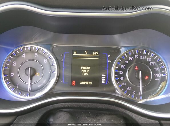 1C3CCCAB4GN175908 2016 CHRYSLER 200 White Вид задніх сидінь