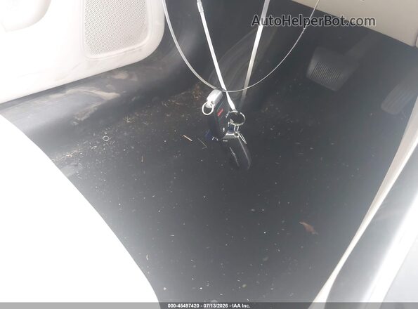 1C3CCCAB4HN505354 2017 CHRYSLER 200 Burgundy Առջևի վահանակի տեսք