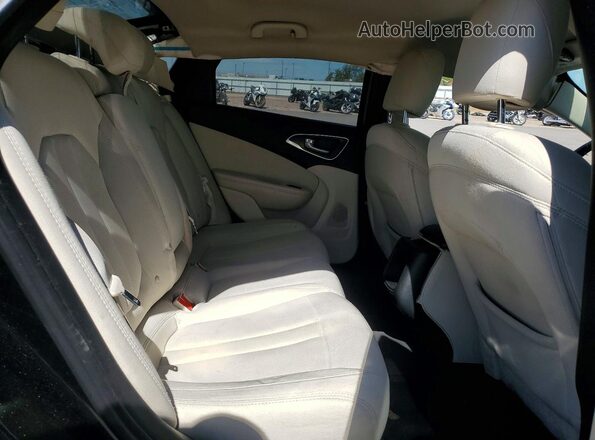 1C3CCCAB5GN109481 2016 CHRYSLER 200 Black Rear seats view