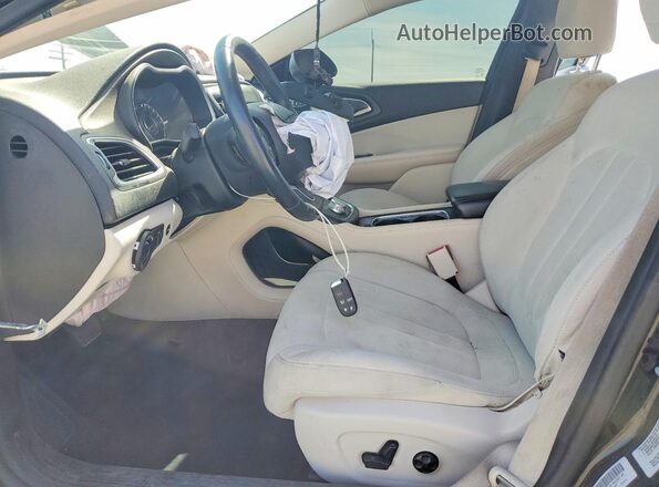 1C3CCCAB5GN109481 2016 CHRYSLER 200 Black Front interior view